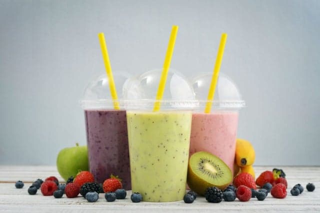 4 Smoothies 4 $ 20